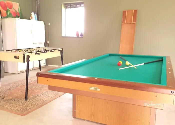 Mooie Familie Groepsaccomodatie Aan De Bosrand Dom wakacyjny Overloon