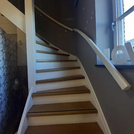 Mooie Familie Groepsaccomodatie Aan De Bosrand